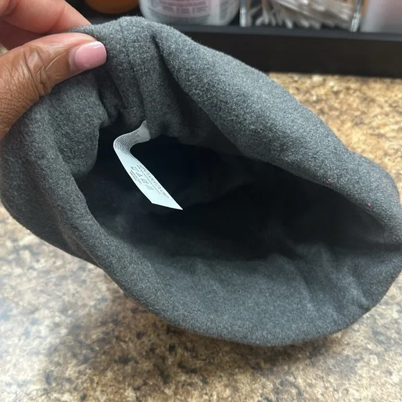 Bright pink jacket with hat - Picture 7 of 8